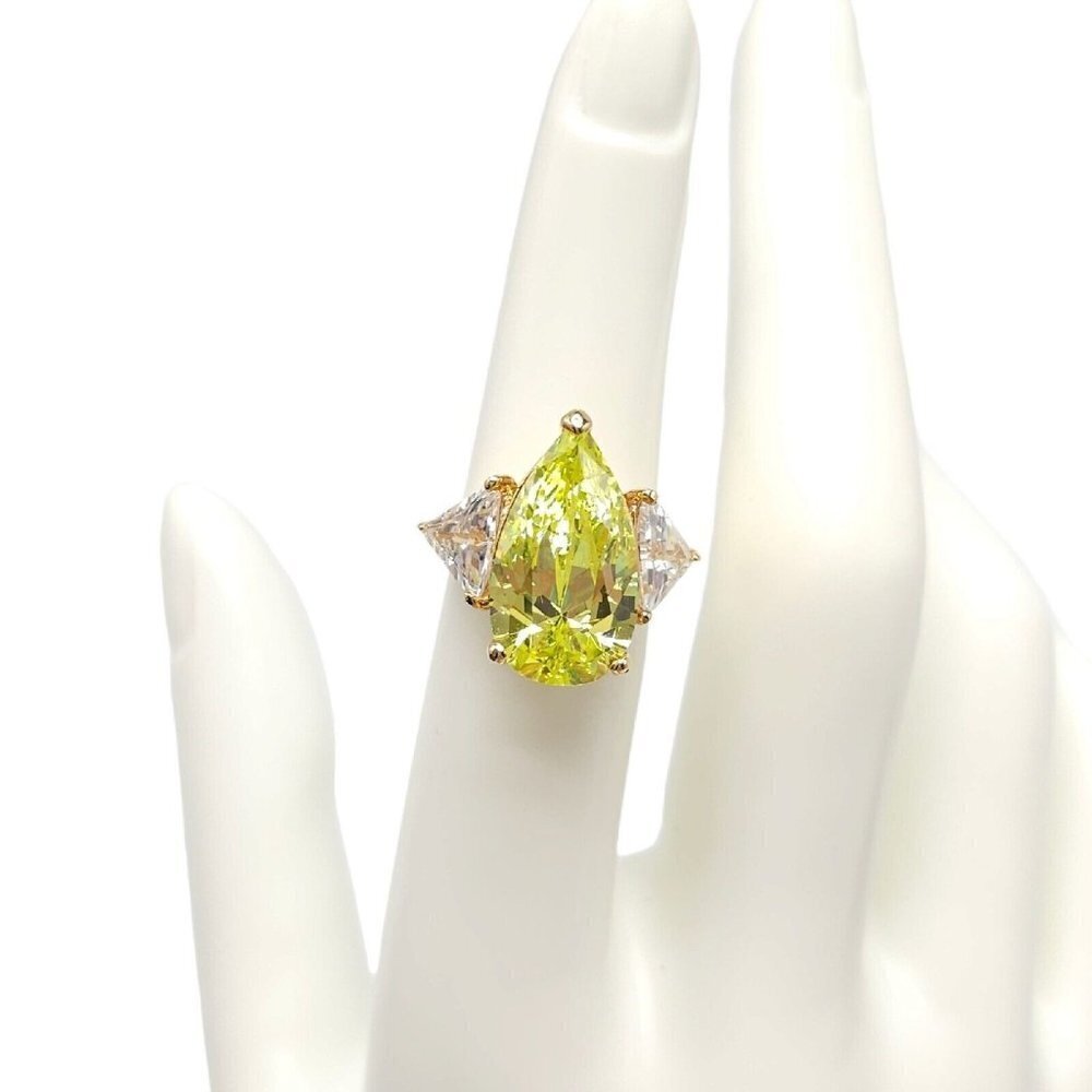 UNCAS Gold Vermeil Over Sterling Large Pear Cut Yellow Rhinestone Ring Size 5